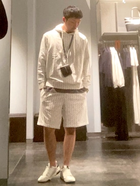 「アイテム（財布）」を使った、Yoshiさん（メンズ・181cm）の夏コーディネート