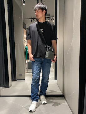 「ARMANI EXCHANGE（アルマーニエクスチェンジ）の【A|X アルマーニ エクスチェンジ】AXロゴ ソックススニーカー（スニーカー、ホワイト系）」を使った、Yoshiさん（メンズ・181cm）の夏コーディネート