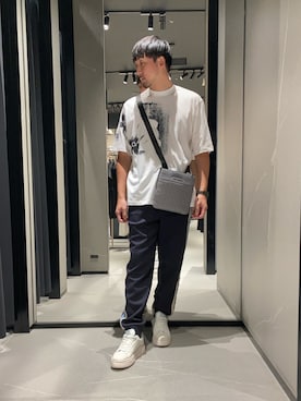 「アイテム（ショルダーバッグ、グレー系）」を使った、Yoshiさん（メンズ・181cm）の夏コーディネート