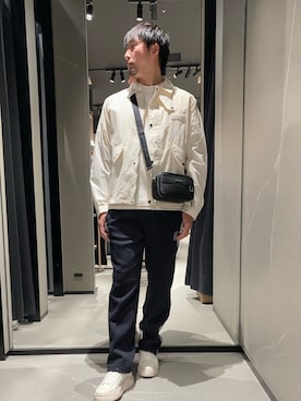 「ARMANI EXCHANGE（アルマーニエクスチェンジ）の【A|X アルマーニ エクスチェンジ】レースアップスニーカー（スニーカー、ホワイト系）」を使った、Yoshiさん（メンズ・181cm）の春コーディネート