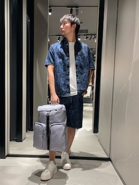 「ARMANI EXCHANGE（アルマーニエクスチェンジ）の【A|X アルマーニ エクスチェンジ】レースアップスニーカー（スニーカー、ホワイト系）」を使った、Yoshiさん（メンズ・181cm）の春コーディネート