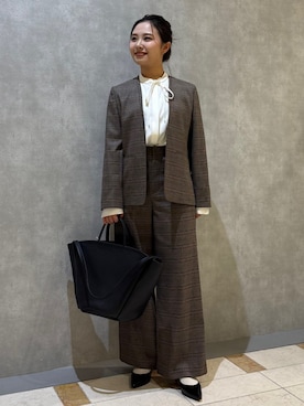 「アイテム（ノーカラージャケット）」を使った、源さん（レディース・150cm）の秋コーディネート