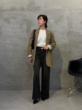 「アイテム（テーラードジャケット、ベージュ系）」を使った、Minamiさん（レディース・157cm）の冬コーディネート