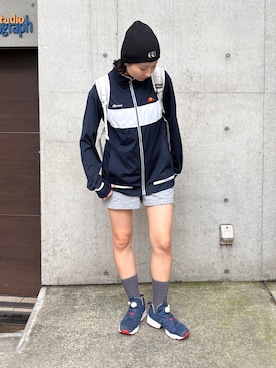 「Reebok（リーボック）のアイテム」を使った、hanaettttyさん（レディース・156cm）の秋コーディネート