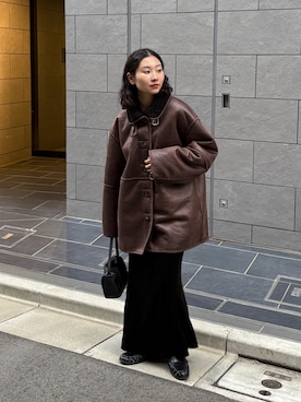 「アイテム（ムートンコート）」を使った、hanaettttyさん（レディース・156cm）の秋コーディネート