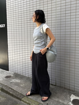 「アイテム（スラックス）」を使った、hanaettttyさん（レディース・156cm）の夏コーディネート