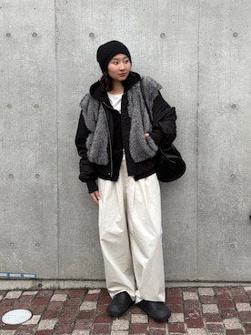 「アイテム（MA-1）」を使った、hanaettttyさん（レディース・156cm）の冬コーディネート