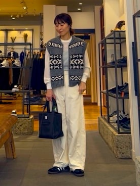 「アイテム（ベスト）」を使った、maiさん（レディース・156cm・40代）の秋コーディネート