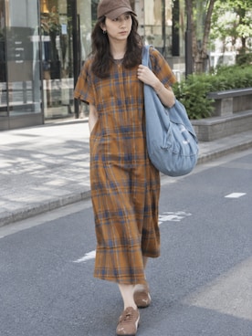 「c/est（シーエ）のc/est/シーエ BOOM ワンピース 秋物 秋服 2026年秋冬（ワンピース、イエロー系）」を使った、rooptokyo_irさん（レディース・160cm）の秋コーディネート