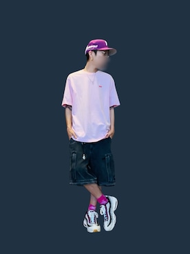 「Supreme （シュプリーム）のアイテム（Tシャツ/カットソー、ピンク系）」を使った、369(弥勒)さん（メンズ・162cm）の夏コーディネート