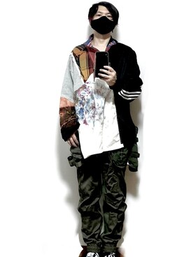 「glamb（グラム）のアイテム（カーゴパンツ）」を使った、kiriki69さん（メンズ・168cm）の春コーディネート