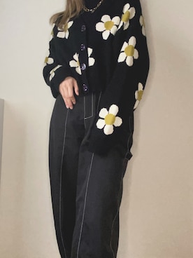 「フラワープリント」｜「アイテム（スラックス）」を使った、𝐘𝐔𝐍𝐀さん（レディース・164cm）の春コーディネート