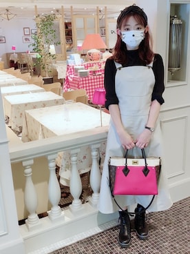 「GRL」｜「アイテム（ジャンパースカート）」を使った、asuka𓂃⸜♡⸝さん（レディース・164cm）の春コーディネート