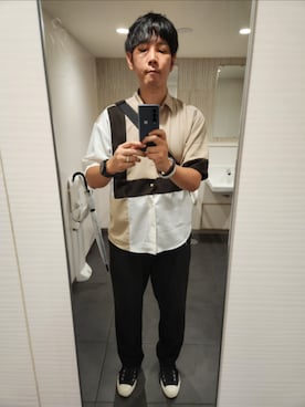 「NANO universe（ナノユニバース）のアイテム（シャツ/ブラウス、ベージュ系）」を使った、shinn_akkunnさん（メンズ・180cm）の秋コーディネート