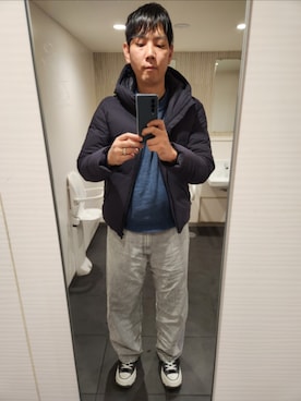 「UNIQLO（ユニクロ）のアイテム（ダウンジャケット/コート、ブラック系）」を使った、shinn_akkunnさん（メンズ・180cm）の春コーディネート