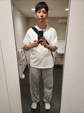 「WYM LIDNM（ウィム バイ リドム）のCOOL DRY DENSE TEE -STANDARD FIT-（Tシャツ/カットソー、ホワイト系）」を使った、shinn_akkunnさん（メンズ・180cm）の春コーディネート