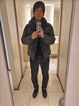 「MONCLER（モンクレール）のアイテム（ダウンジャケット/コート）」を使った、shinn_akkunnさん（メンズ・180cm）の冬コーディネート