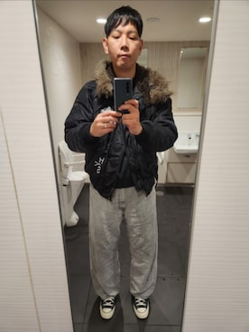 「HYSTERIC GLAMOUR（ヒステリックグラマー）のアイテム（ミリタリージャケット、ブラック系）」を使った、shinn_akkunnさん（メンズ・180cm）の春コーディネート