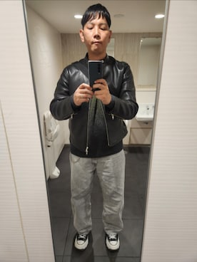 「アイテム（ウォレットチェーン）」を使った、shinn_akkunnさん（メンズ・180cm）の秋コーディネート