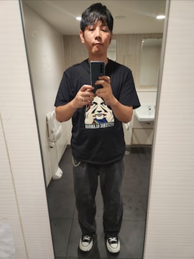 「HYSTERIC GLAMOUR（ヒステリックグラマー）のアイテム（Tシャツ/カットソー）」を使った、shinn_akkunnさん（メンズ・180cm）の秋コーディネート