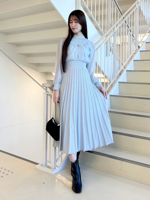 異素材ドッキングプリーツフレアニットワンピース（ワンピース