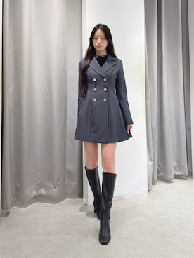 「MERCURYDUO（マーキュリーデュオ）のフィットアンドフレアサイドプリーツジャケットワンピース（ワンピース、グレー系）」を使った、ayamoさん（レディース・165cm）の秋コーディネート