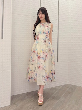 「MERCURYDUO（マーキュリーデュオ）のフラワータックギャザーワンピース（ワンピース、ホワイト系）」を使った、ayamoさん（レディース・165cm）の夏コーディネート