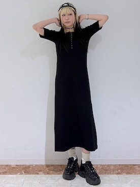 「PAGEBOY（ページボーイ）のプラットチャンキースニーカー（スニーカー、ブラック系）」を使った、あちさん（レディース・168cm）の春コーディネート