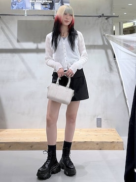 「PAGEBOY（ページボーイ）のレースアップソックスブーツ（ブーツ、ブラック系）」を使った、あちさん（レディース・168cm）の春コーディネート