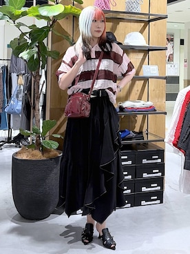 「PBLIM（ページボーイリム）の《UNISEX/８個ポケットで収納可能》8ポケミニショルダー / パスポート/350mlペットボトル（ショルダーバッグ）」を使った、あちさん（レディース・168cm）の夏コーディネート