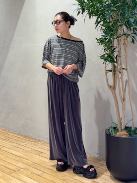 「JEANASIS（ジーナシス）のアソートリンガーボートネックTEE SS/1051164（Tシャツ/カットソー、グレー系）」を使った、bychiiiiiidaさん（レディース・161cm）の夏コーディネート