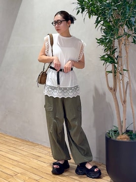 「JEANASIS（ジーナシス）のレースドッキングNS/1054895（Tシャツ/カットソー、ホワイト系）」を使った、bychiiiiiidaさん（レディース・161cm）の夏コーディネート