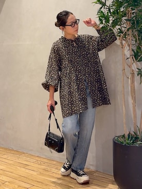 「アイテム（チュニック）」を使った、bychiiiiiidaさん（レディース・161cm）の秋コーディネート
