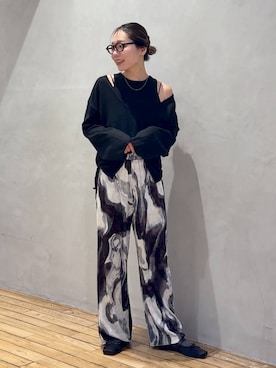 「eL（エル）の【eL】12G Layered 2Piece Pullover/1057216（ニット/セーター、ブラック系）」を使った、bychiiiiiidaさん（レディース・161cm）の秋コーディネート