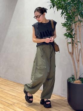 「JEANASIS（ジーナシス）のレトロカラーロゴプリントNS/1051158（Tシャツ/カットソー、ブラック系）」を使った、bychiiiiiidaさん（レディース・161cm）の夏コーディネート
