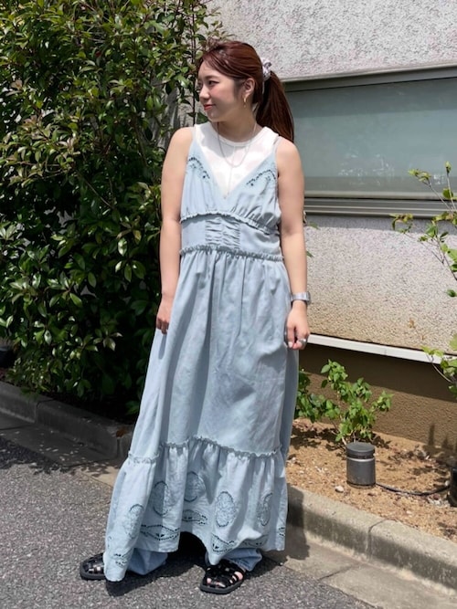 ルーズフィットテーパードデニム