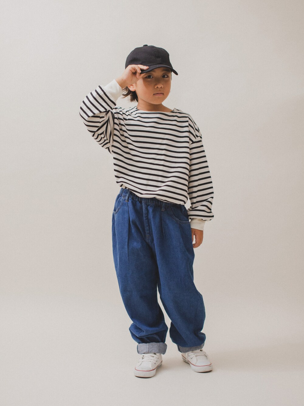 「秋服準備はじめました、カジュアルコーデ、秋コーデ、プチプラ、キャップ、シンプルコーデ、デニム、デニムパンツ、ボーダー、キッズファッション、男の子、120cm、tiny manon、普段着」｜「CIAOPANIC TYPYの【KIDS】【TYPY DENIM】甘織デニムタックボリュームパンツ（デニムパンツ、ブルー系）」を使った、allen19.ppさん（キッズ・120cm）の秋コーディネートの1枚目の写真