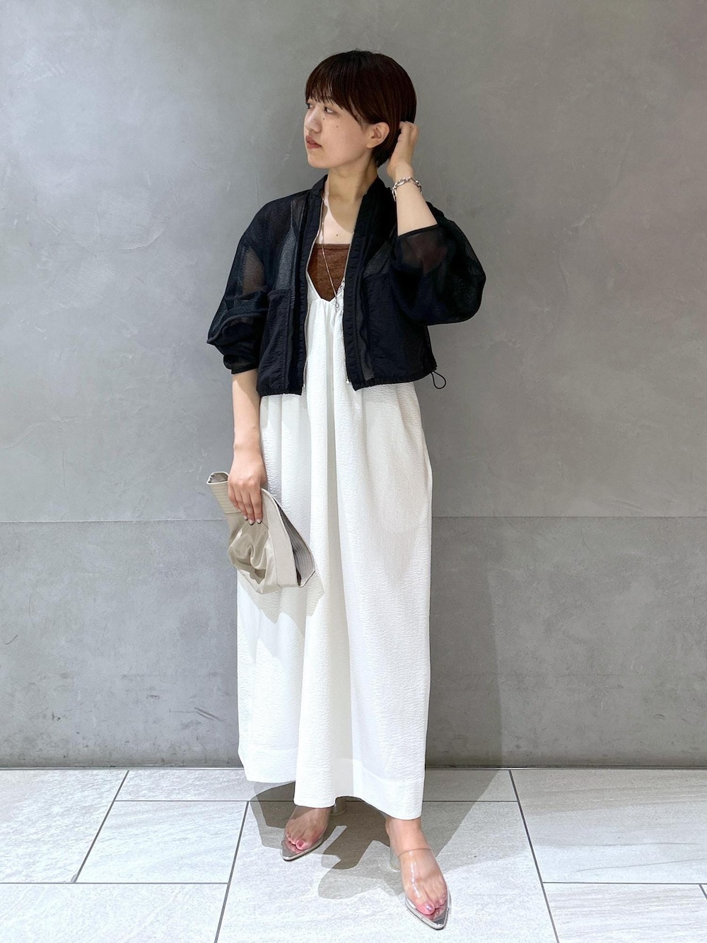 「ADAM ET ROPÉ、FEMME、SDGs、骨格ストレート、イエベ、きれいめカジュアル、大人カジュアル、春、夏、春コーデ、夏コーデ、春ファッション、夏ファッション、23SS夏の新作、モノトーン」｜「La Maison de Lyllisの【La Maison de Lyllis】BROCKEN (無地)（ハット、ベージュ系）」を使った、HORIKOSHIさん（レディース・158cm）の夏コーディネートの1枚目の写真