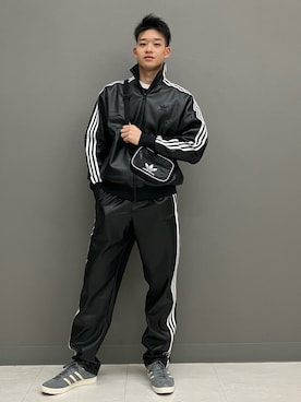 「フェイクレザー」｜「アイテム（ナイロンジャケット）」を使った、YKさん（メンズ・177cm）の冬コーディネート