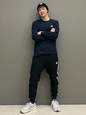 「adidas（アディダス）のアイテム（ニットキャップ/ビーニー）」を使った、YKさん（メンズ・177cm）の冬コーディネート
