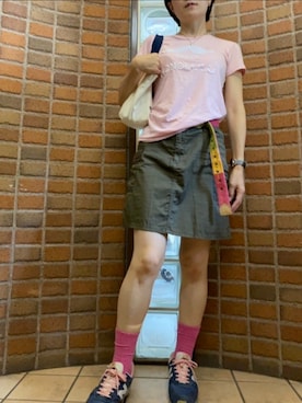 「88TEES（エイティーエイティーズ）のアイテム」を使った、璃瑚さん（レディース・159cm）の夏コーディネート