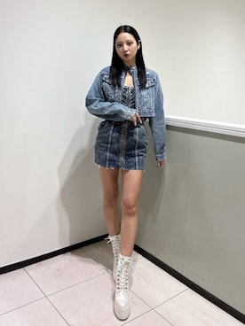 「GYDA（ジェイダ）のSymmetry GYDAフロントZIPスカートライクデニムタイトミニワンピース（ワンピース、ブルー系）」を使った、YUKIさん（レディース・164cm）の春コーディネート