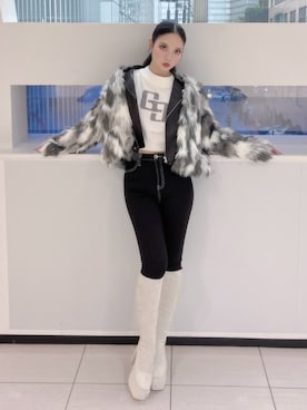 「アイテム（ライダースジャケット）」を使った、YUKIさん（レディース・164cm）の秋コーディネート