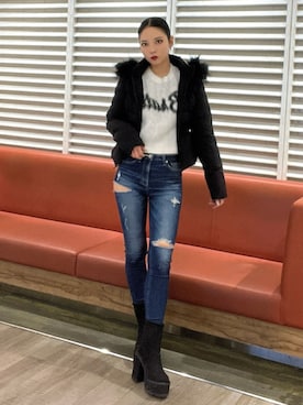 「GYDA（ジェイダ）のBRATTY MOHAIR LIKEショートニットトップス（ニット/セーター）」を使った、YUKIさん（レディース・164cm）の秋コーディネート