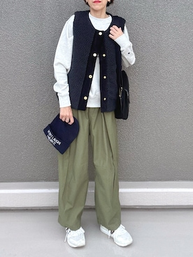 「Champion（チャンピオン）のアイテム」を使った、Leecoさん（レディース・164cm）の秋コーディネート