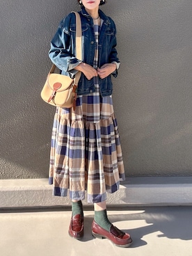 「アイテム（デニムジャケット）」を使った、Leecoさん（レディース・164cm）の秋コーディネート