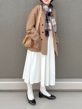 「アイテム（バレエシューズ）」を使った、Leecoさん（レディース・164cm）の秋コーディネート