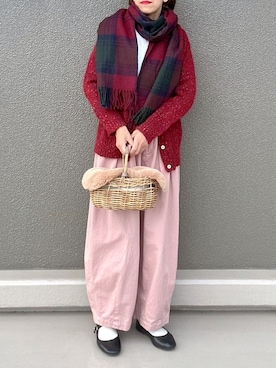 「アイテム（かごバッグ）」を使った、Leecoさん（レディース・164cm）の秋コーディネート