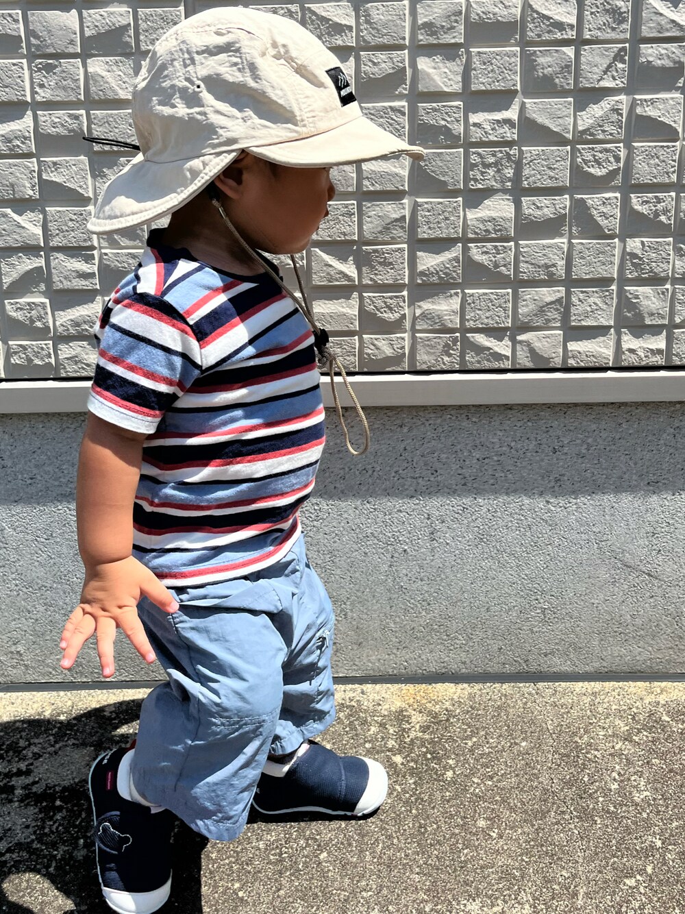 「お出かけコーデ、ティーシャツ、男の子コーデ、男の子ママ、夏コーデ、お散歩コーデ」｜「POLO RALPH LAURENのアイテム（トップス、ブルー系）」を使った、mogumogumaruさん（キッズ・80cm）の夏コーディネートの1枚目の写真