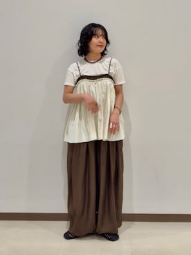 「KBF（ケイビーエフ）のバイカラークリンクルビスチェ（その他トップス、ホワイト系）」を使った、タカタニさん（レディース・149cm）の春コーディネート